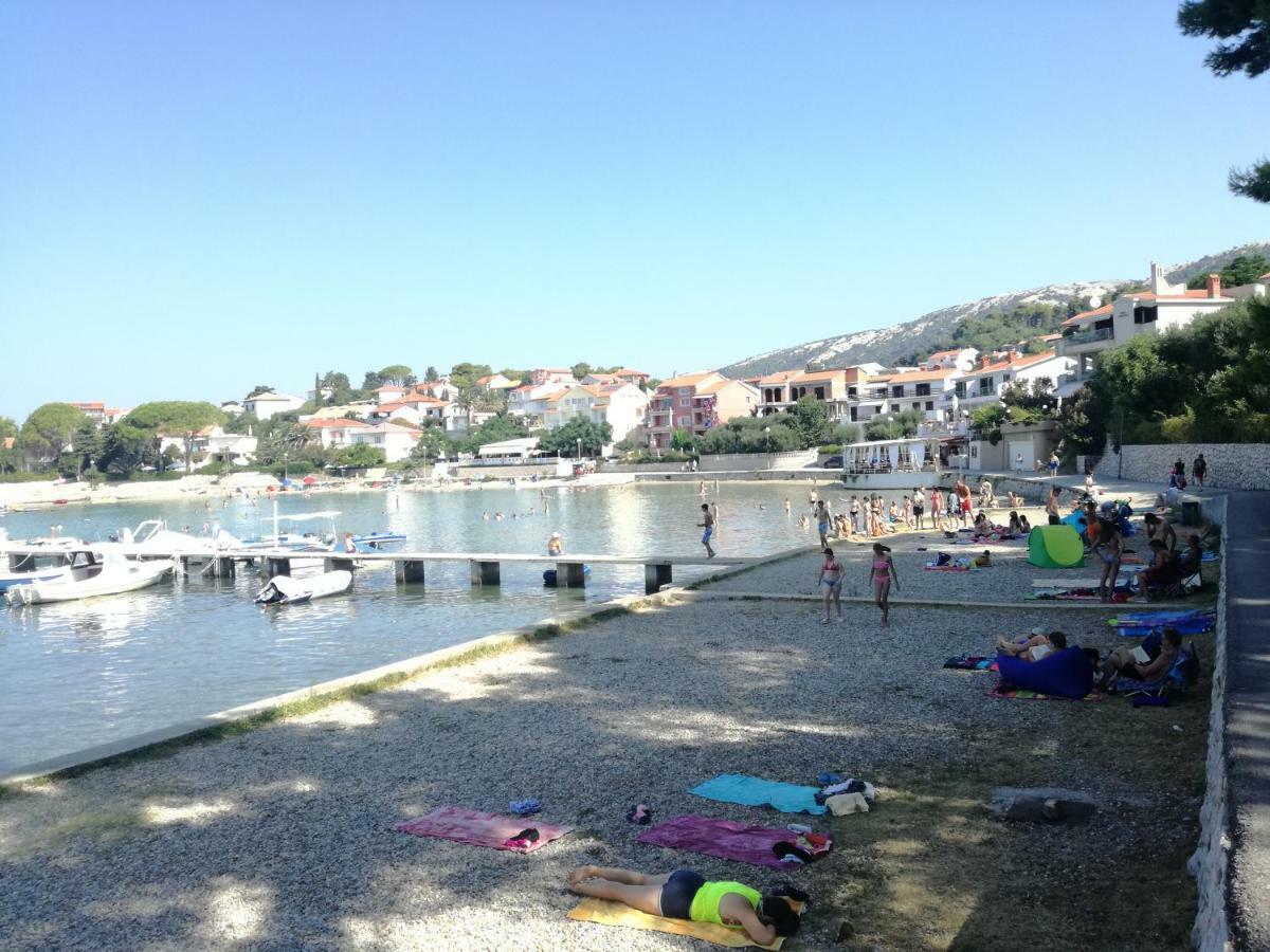 Kuca Za Odmor Pende Banjol Exterior foto
